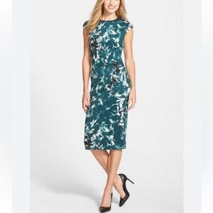 Maggy London Emerald Green Sheath Dress W Black Abstract Design. Scuba Feel. 8
